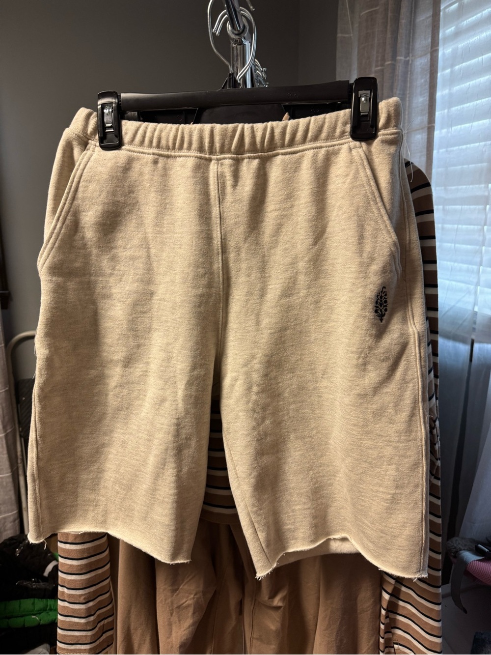 FP Movement For The Win Midi Short -Oatmeal Heather Black Logo NWOT Size RT $48 - Picture 5 of 8